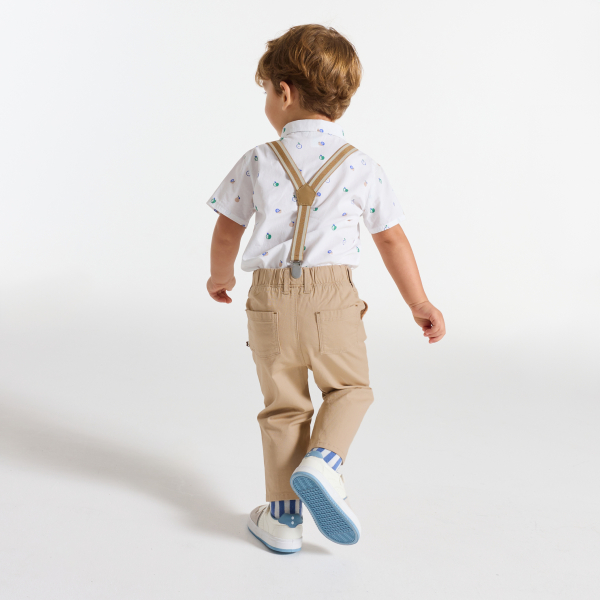 بنطال قطني بحمالات باللون البيج للأولاد الصغار